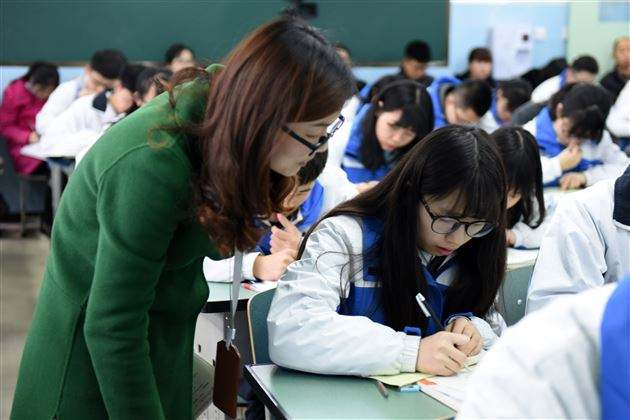 高三学生的第二轮复习将立即开始这三个准备好了吗