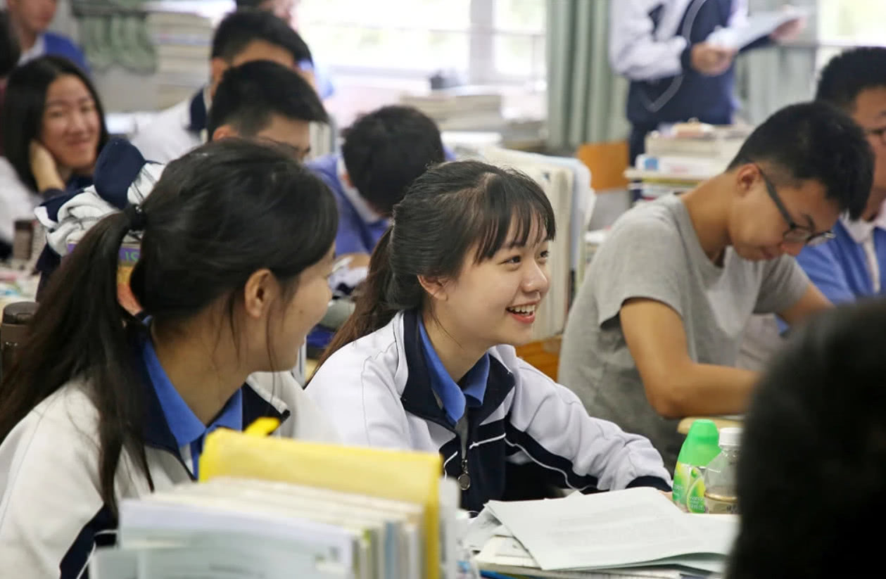 高中一年级复课被紧急推迟不管有多难我们都要坚持下去学生/家长互相鼓励